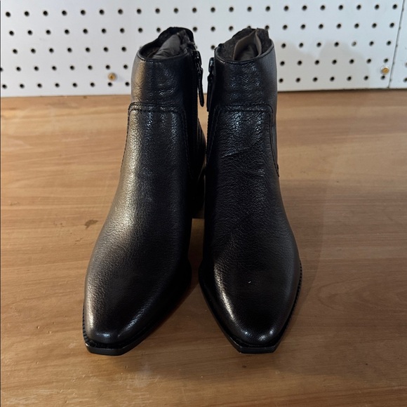 Cole Haan Naia Snip Toe Booties Women’s 5.5 NEW - Picture 3 of 7